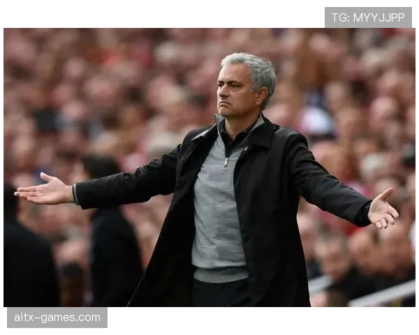 穆里尼奥执教风格以防守稳固与战术纪律著称，强调高效反击与临场调度